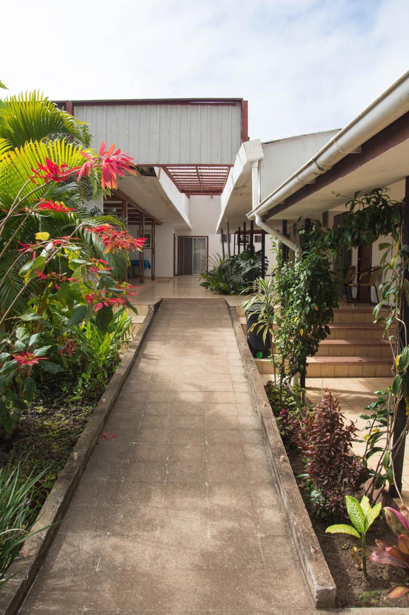 Hotel Hotu Matua By Ei Hanga Roa Bagian luar foto