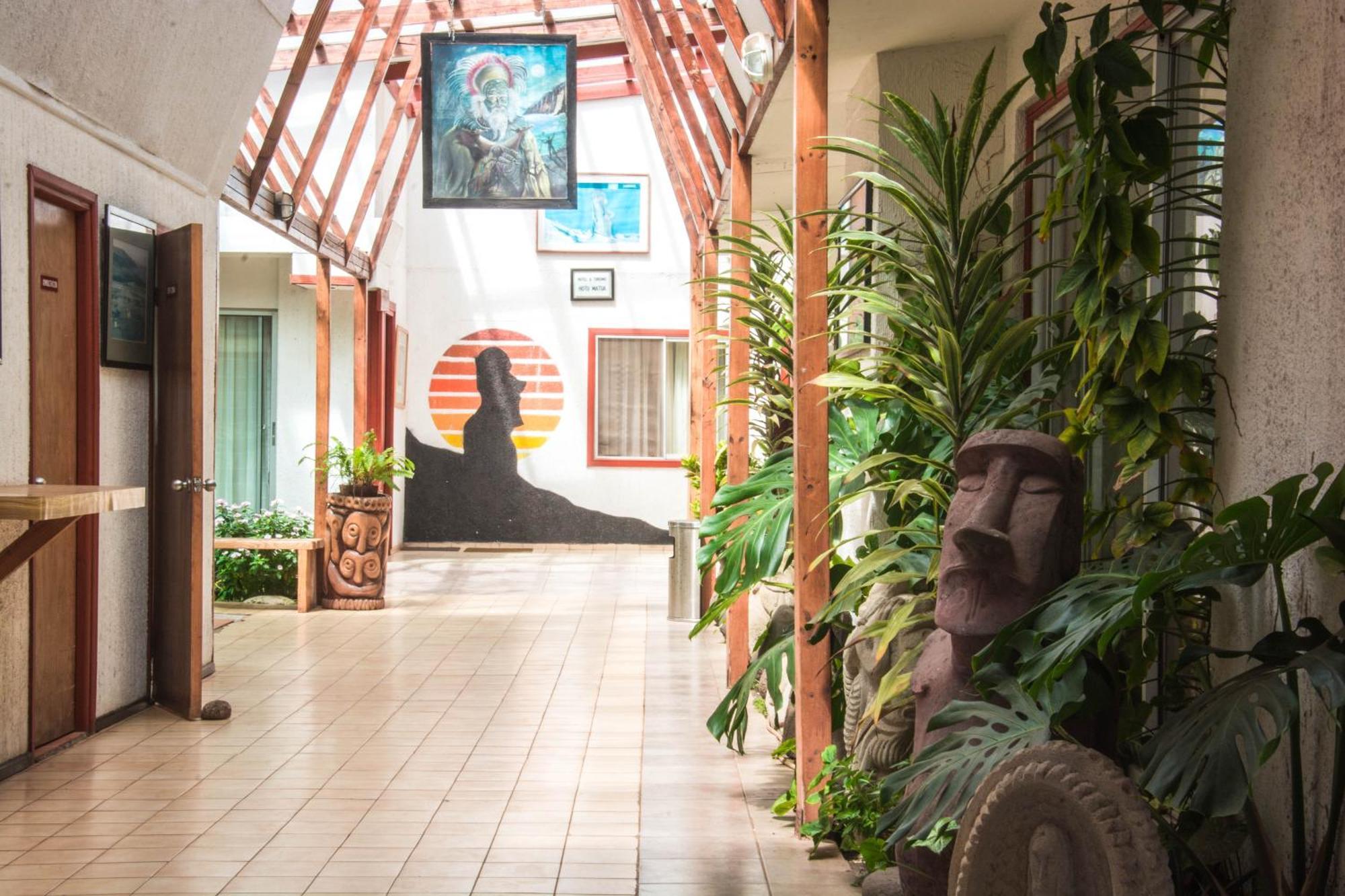 Hotel Hotu Matua By Ei Hanga Roa Bagian luar foto