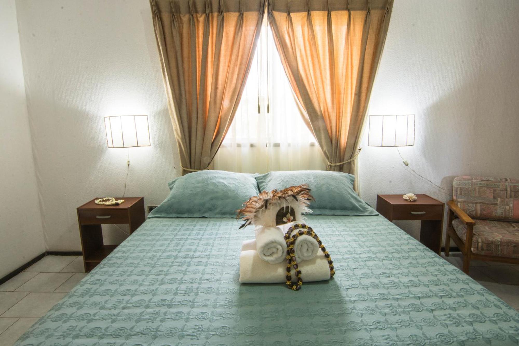 Hotel Hotu Matua By Ei Hanga Roa Bagian luar foto