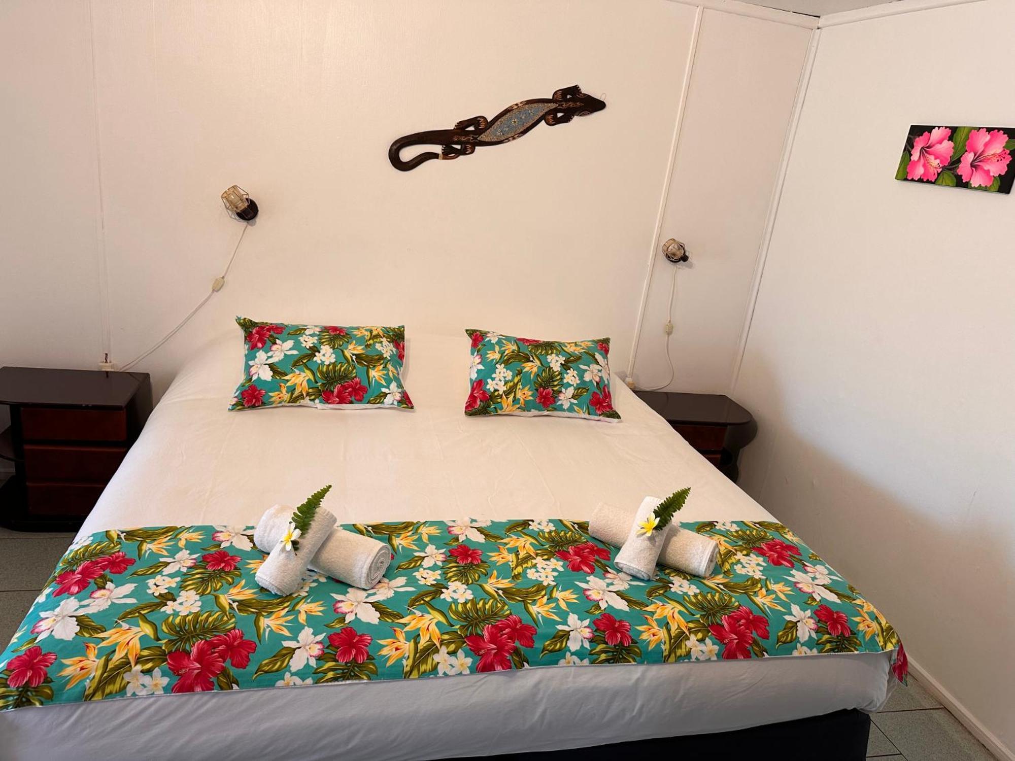 Hotel Hotu Matua By Ei Hanga Roa Bagian luar foto